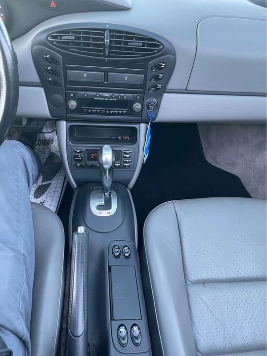 2001 Porsche 986 Boxster - Image 11 of 18