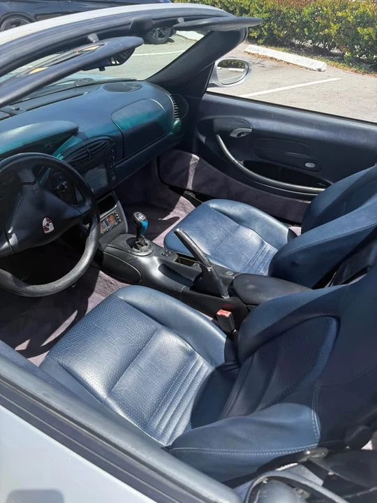 2001 Porsche 986 Boxster - Image 6 of 13