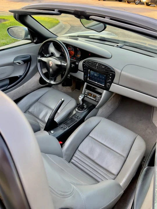 2001 Porsche 986 Boxster - Image 12 of 19