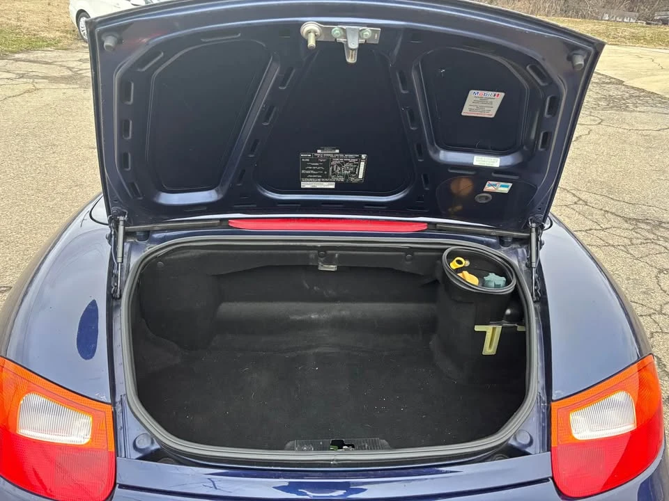 2001 Porsche 986 Boxster - Image 12 of 15