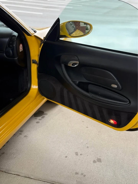 2001 Porsche 986 Boxster - Image 16 of 19