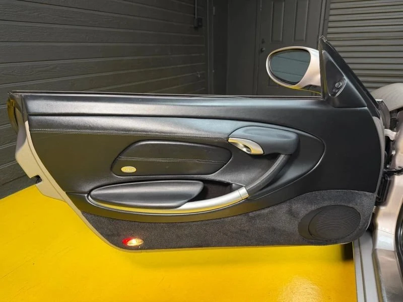 2001 Porsche 986 Boxster S - Image 13 of 19