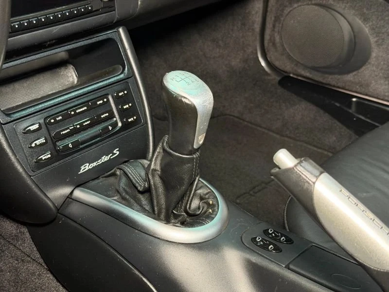 2001 Porsche 986 Boxster S - Image 16 of 19