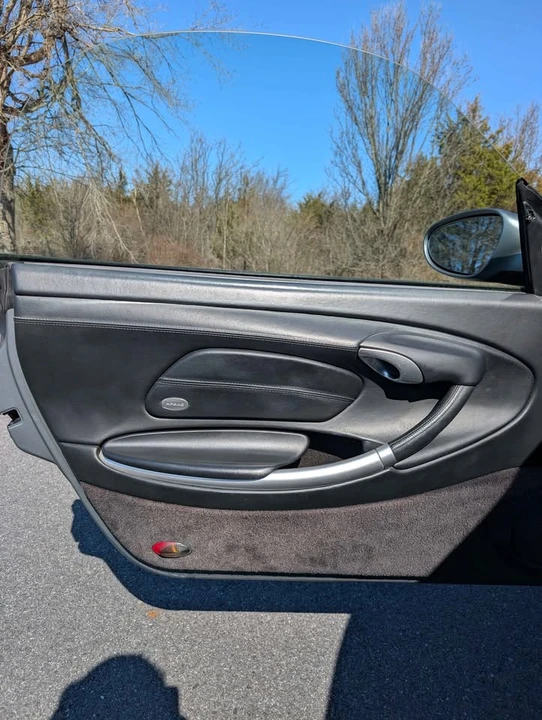 2001 Porsche 986 Boxster S - Image 9 of 15