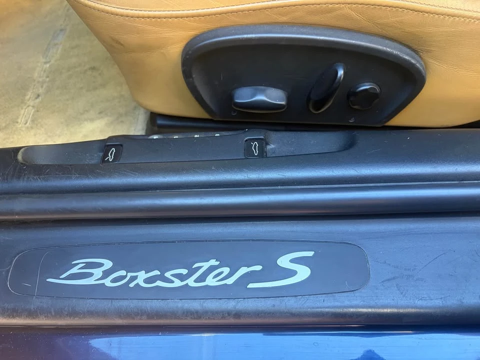 2001 Porsche 986 Boxster S - Image 12 of 16