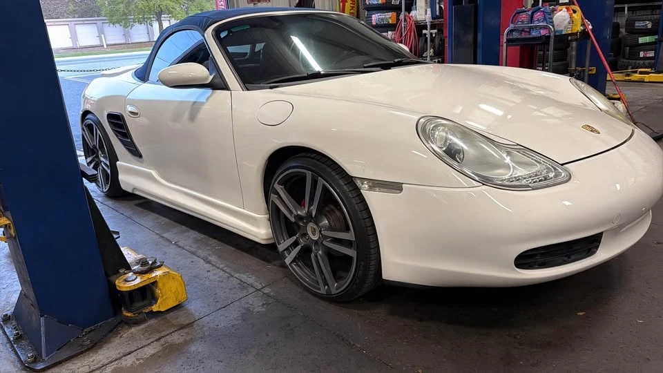 2001 Porsche 986 Boxster S - Image 7 of 12