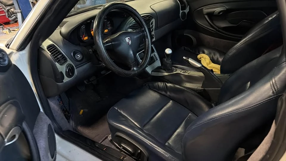 2001 Porsche 986 Boxster S - Image 5 of 12