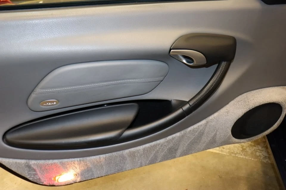 2001 Porsche 986 Boxster - Image 13 of 20