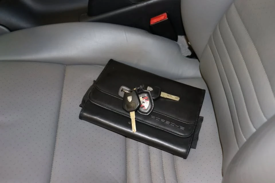 2001 Porsche 986 Boxster - Image 18 of 20