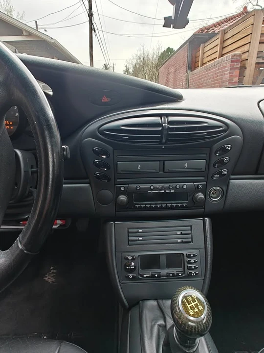 2001 Porsche 986 Boxster - Image 18 of 20