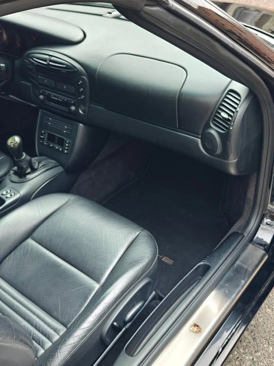 2001 Porsche 986 Boxster - Image 10 of 20