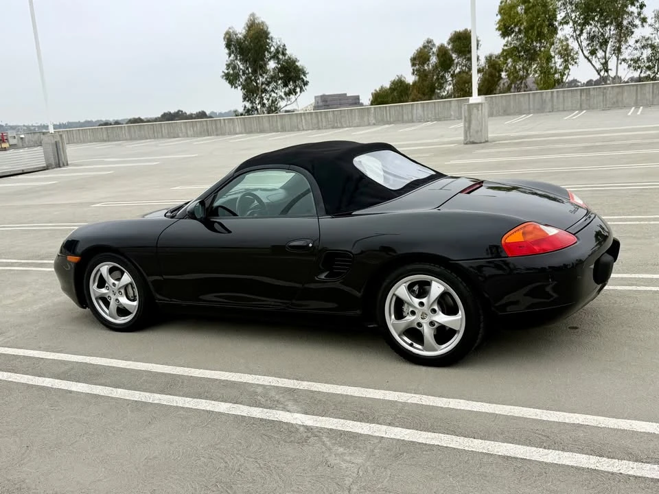 2001 Porsche 986 Boxster - Image 15 of 17