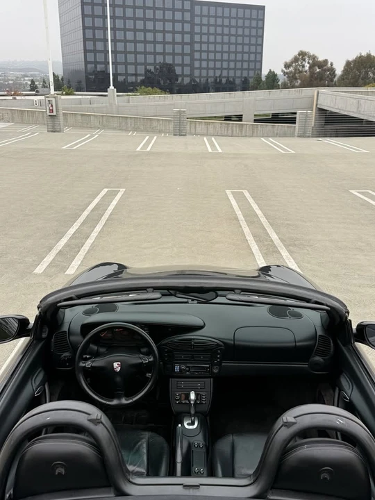 2001 Porsche 986 Boxster - Image 10 of 17