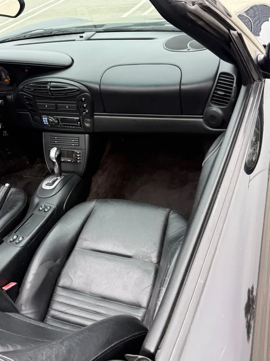 2001 Porsche 986 Boxster - Image 12 of 17