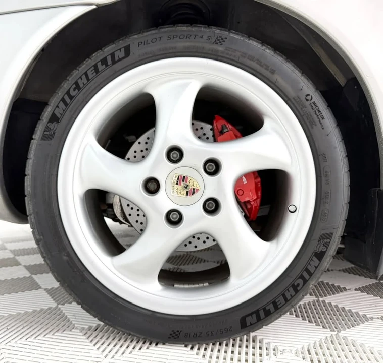 2001 Porsche 986 Boxster S - Image 13 of 20