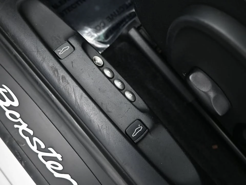2001 Porsche 986 Boxster S - Image 17 of 20