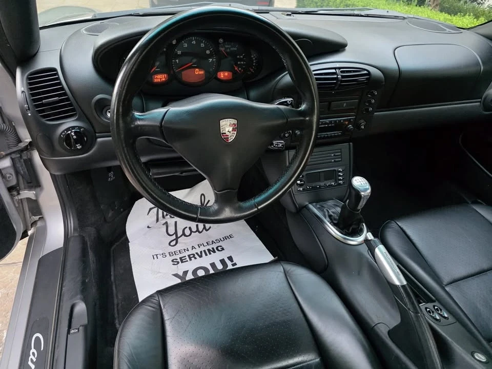 2001 Porsche 996 Carrera - Image 10 of 16