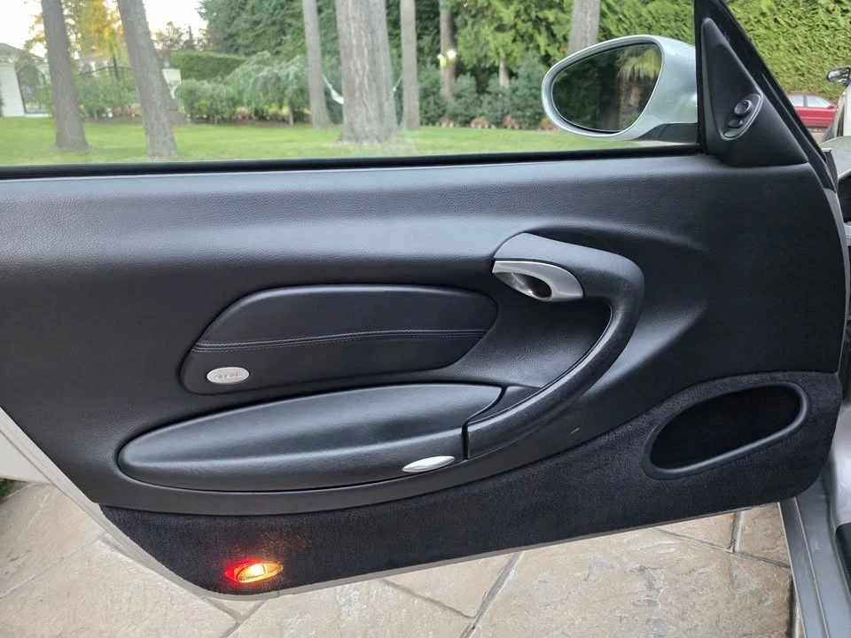 2001 Porsche 996 Carrera - Image 7 of 16