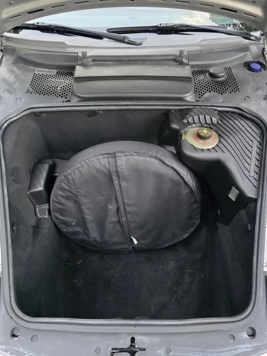 2001 Porsche 996 Carrera - Image 13 of 16