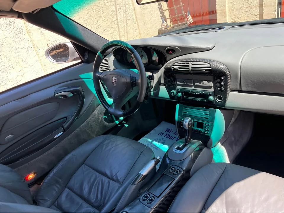 2001 Porsche 996 Carrera - Image 10 of 14