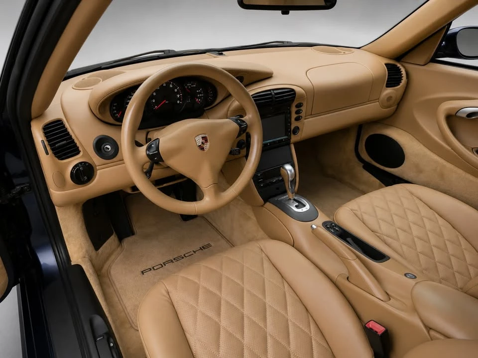 2001 Porsche 996 Carrera - Image 8 of 18
