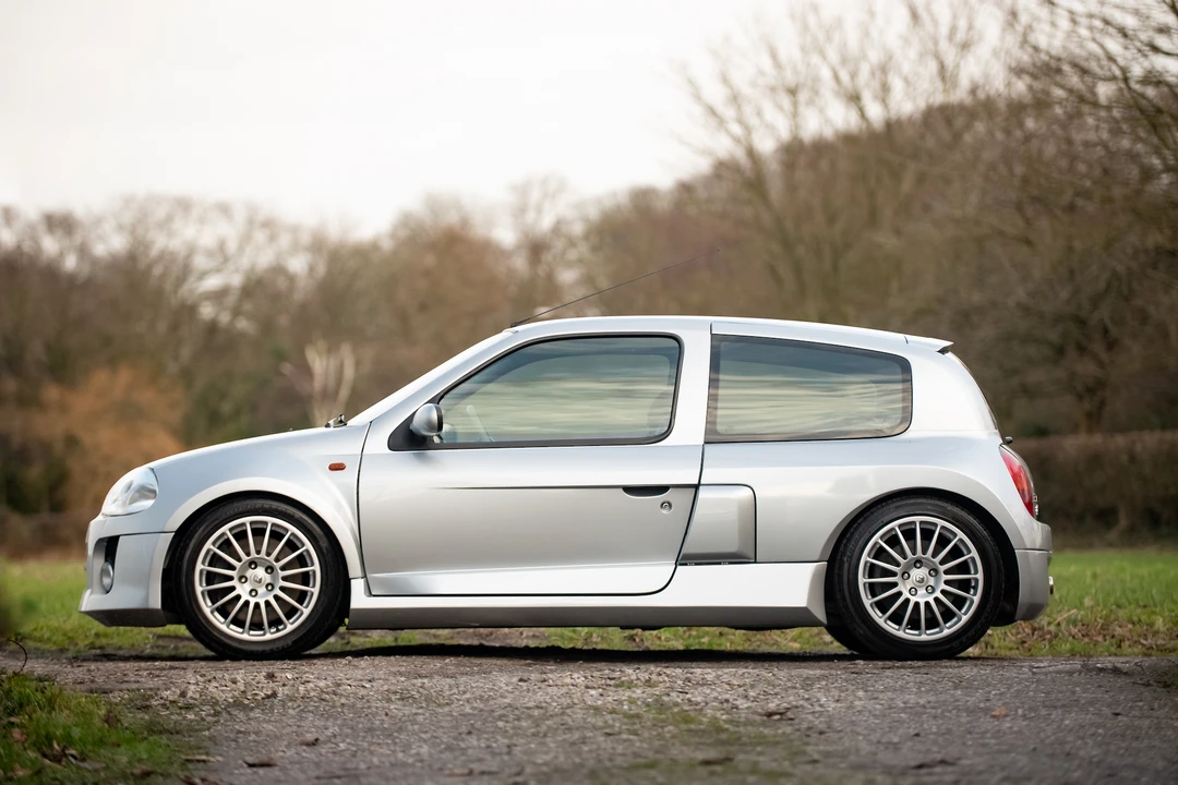 2001 Renault Clio 2nd Gen - Image 9 of 31