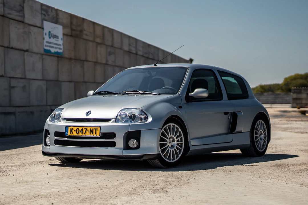 2001 Renault Clio 2nd Gen - Image 2 of 31