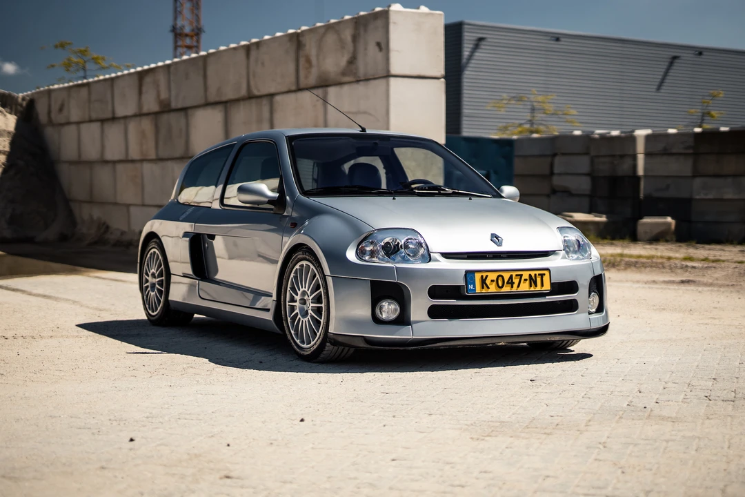 2001 Renault Clio 2nd Gen - Image 10 of 31