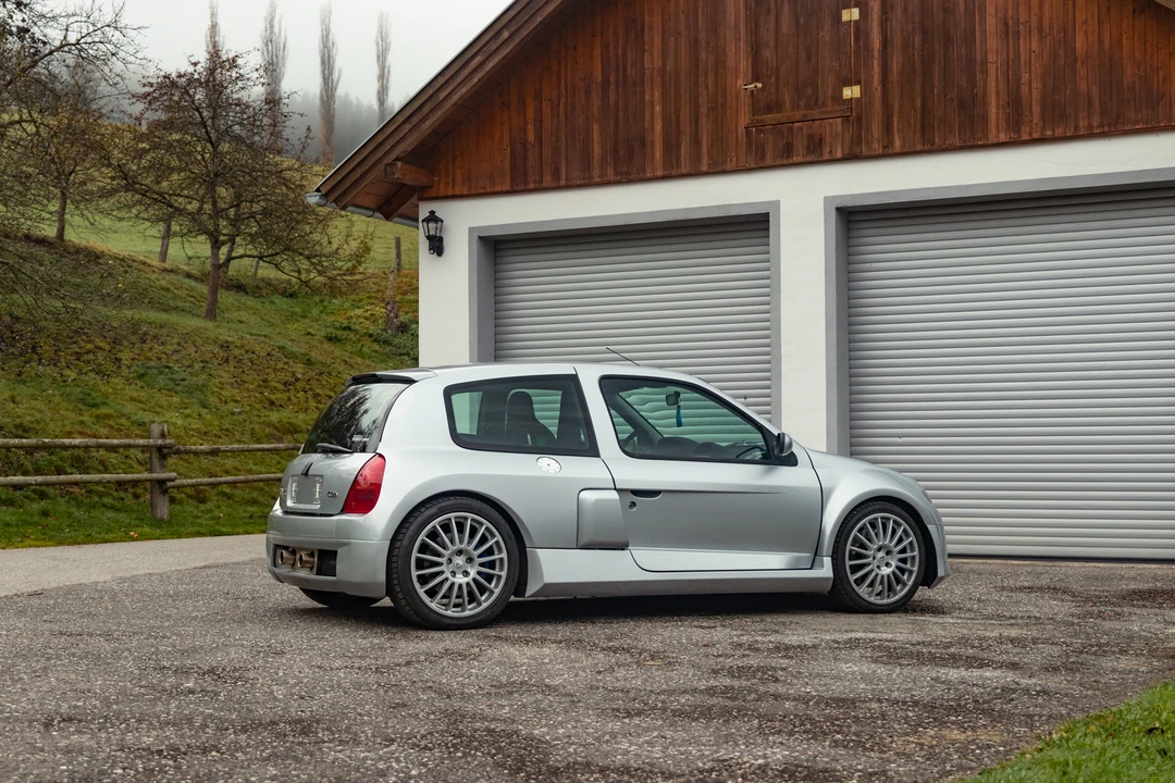 2001 Renault Clio 2nd Gen - Image 13 of 31