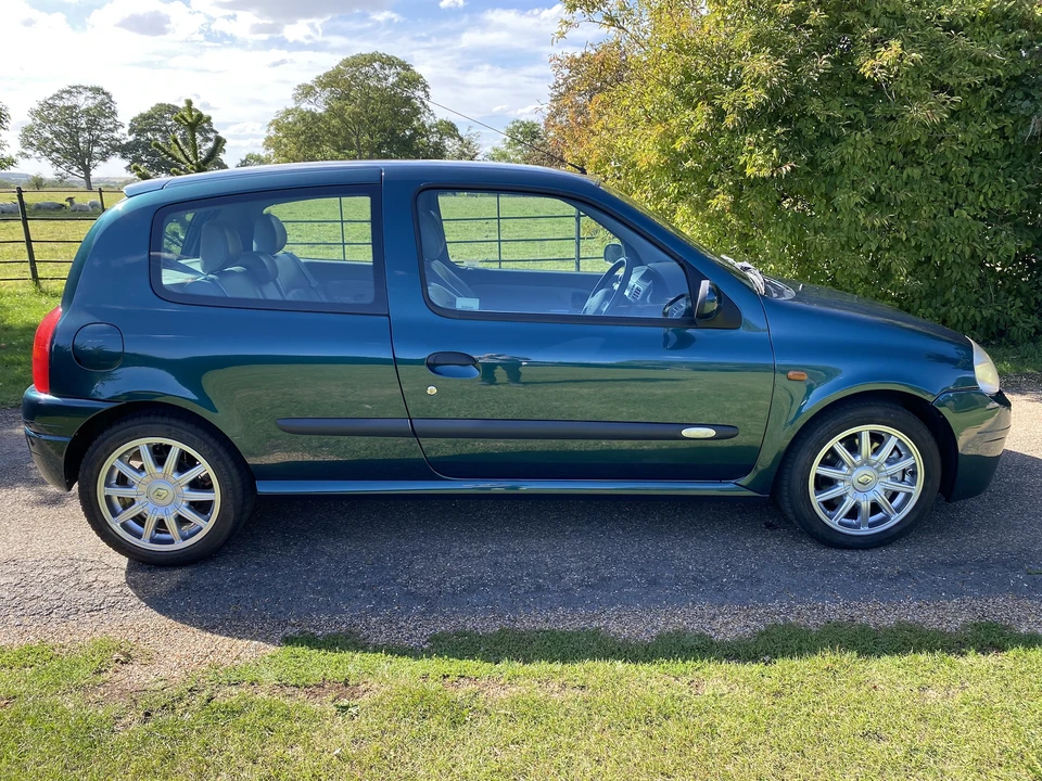 2001 Renault Clio 2nd Gen - Image 8 of 31