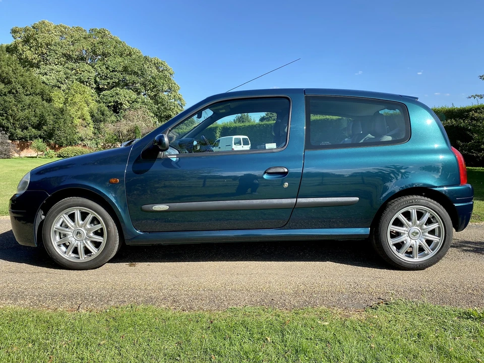 2001 Renault Clio 2nd Gen - Image 16 of 31