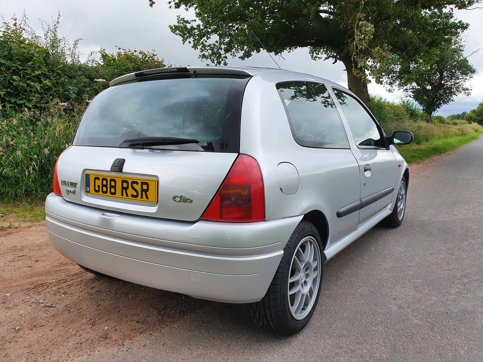 2001 Renault Clio 2nd Gen - Image 10 of 31