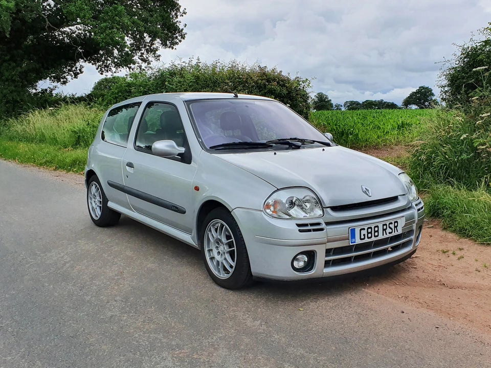 2001 Renault Clio 2nd Gen - Image 2 of 31