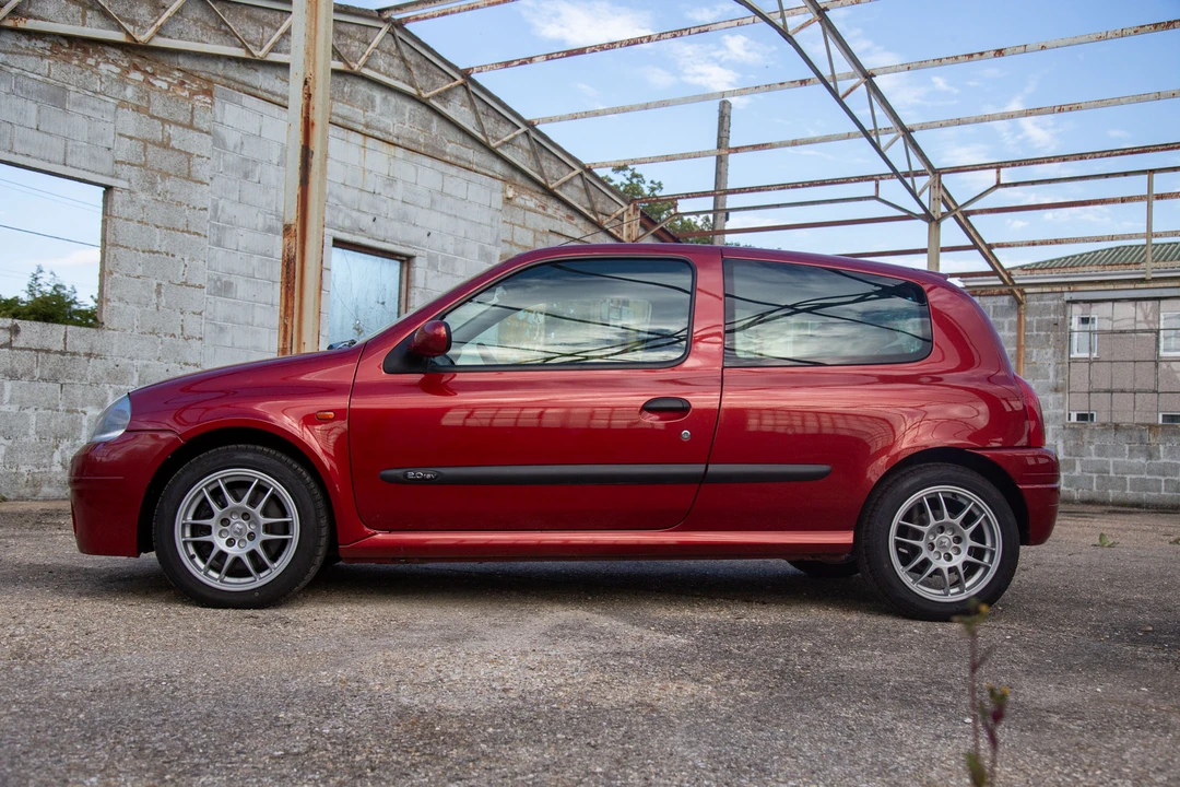 2003 Renault Clio 2nd Gen - Image 13 of 31