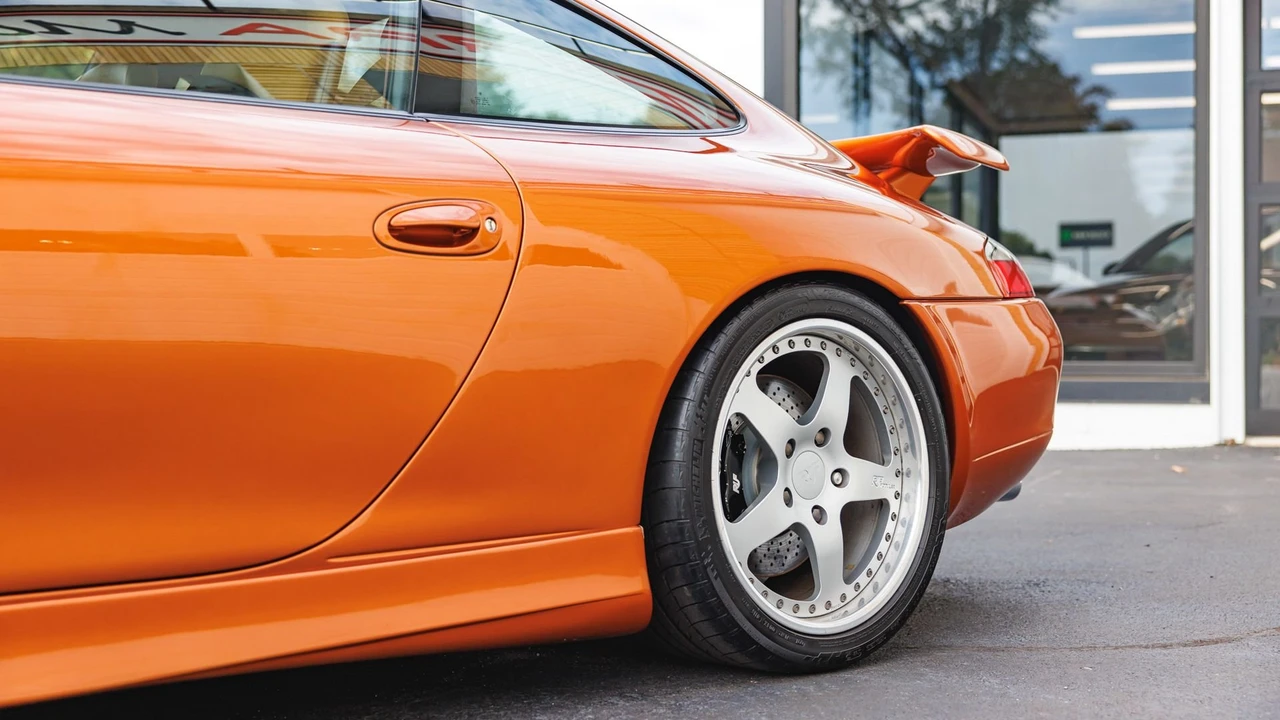 2001 RUF - Image 21 of 31