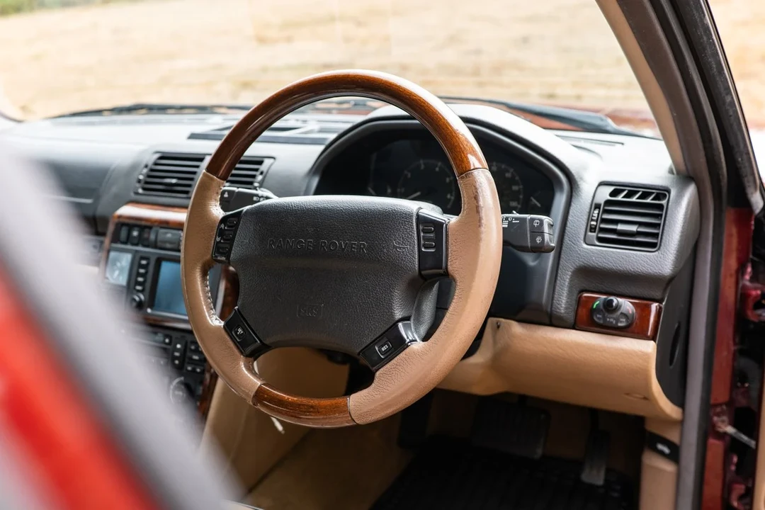 2001 Land Rover Range Rover P38A - Image 10 of 30