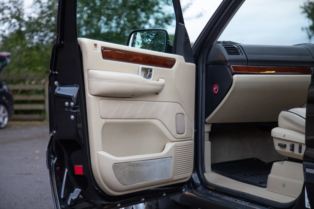 2001 Land Rover Range Rover P38A - Image 15 of 30