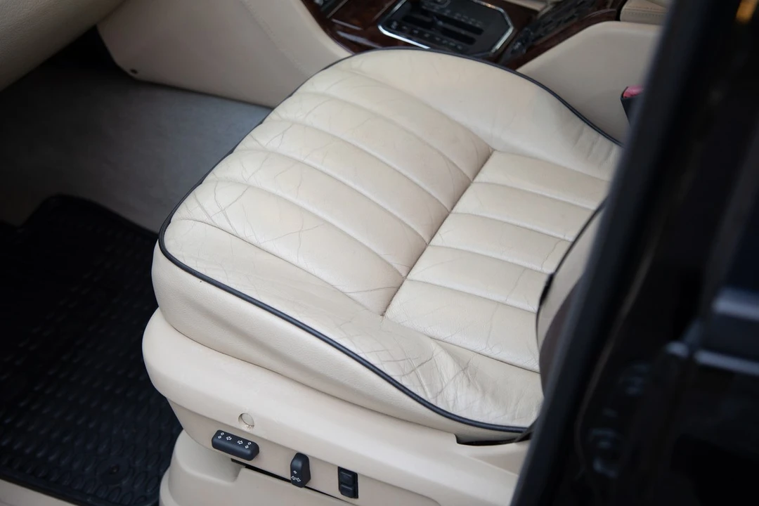 2001 Land Rover Range Rover P38A - Image 17 of 30
