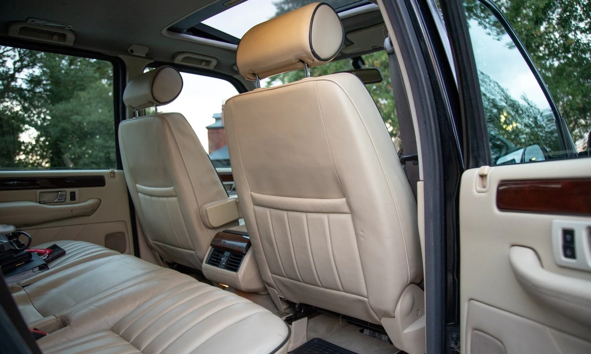 2001 Land Rover Range Rover P38A - Image 14 of 30