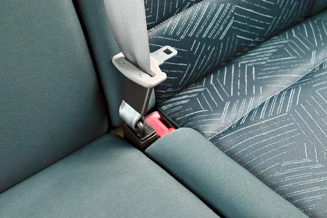 2001 Renault Clio 2nd Gen - Image 25 of 30