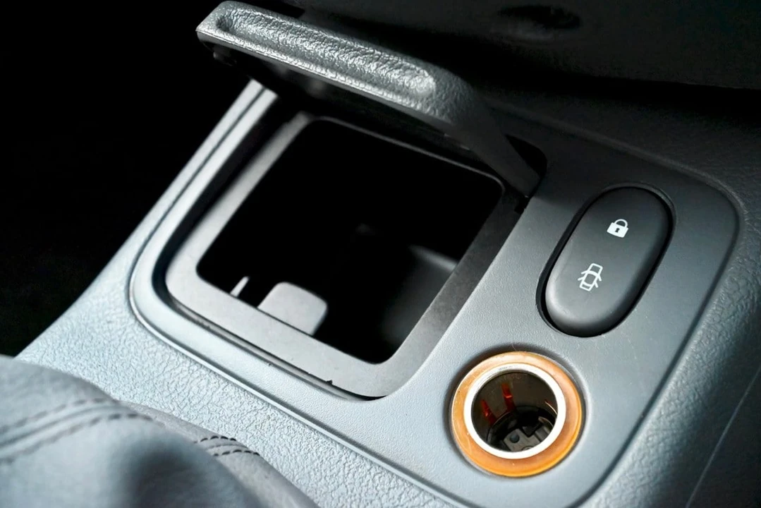 2001 Renault Clio 2nd Gen - Image 29 of 30