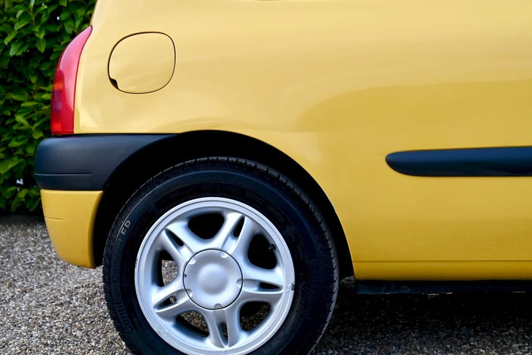 2001 Renault Clio 2nd Gen - Image 10 of 30