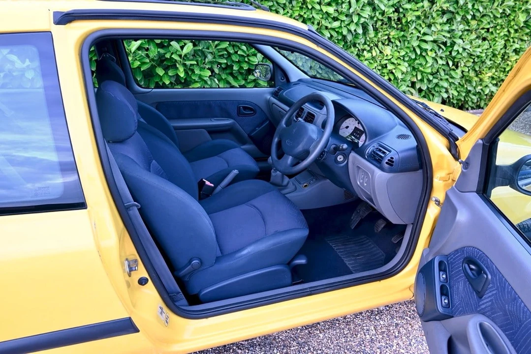 2001 Renault Clio 2nd Gen - Image 26 of 30