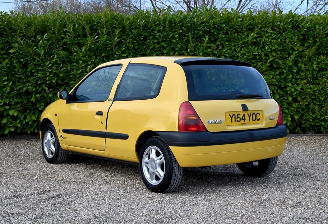 2001 Renault Clio 2nd Gen - Image 4 of 30