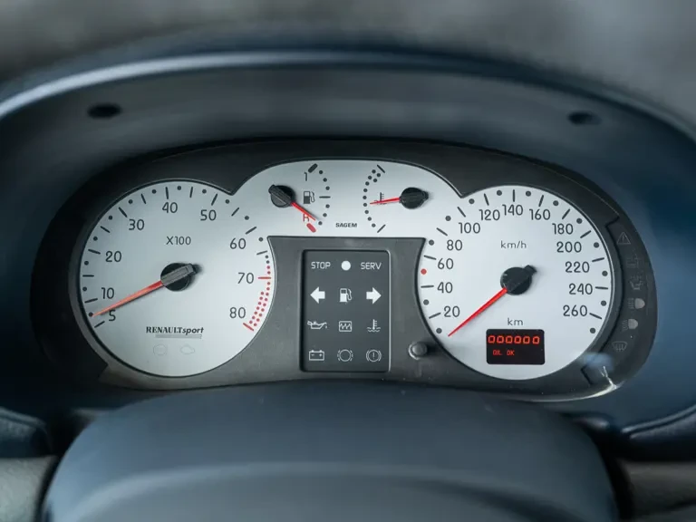 2001 Renault Clio 2nd Gen - Image 14 of 31