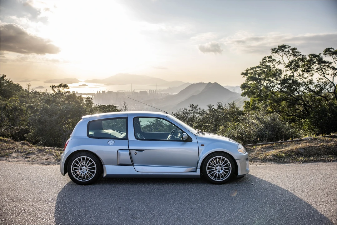 2001 Renault Clio 2nd Gen - Image 8 of 31