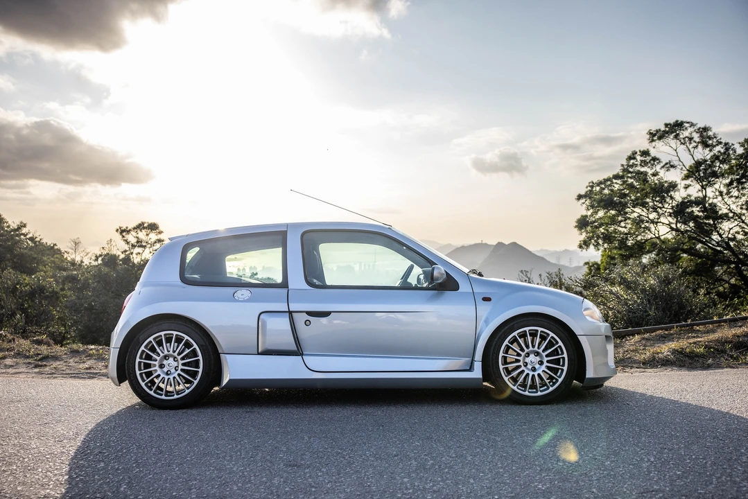 2001 Renault Clio 2nd Gen - Image 16 of 31