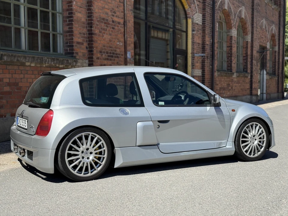2001 Renault Clio 2nd Gen - Image 13 of 31