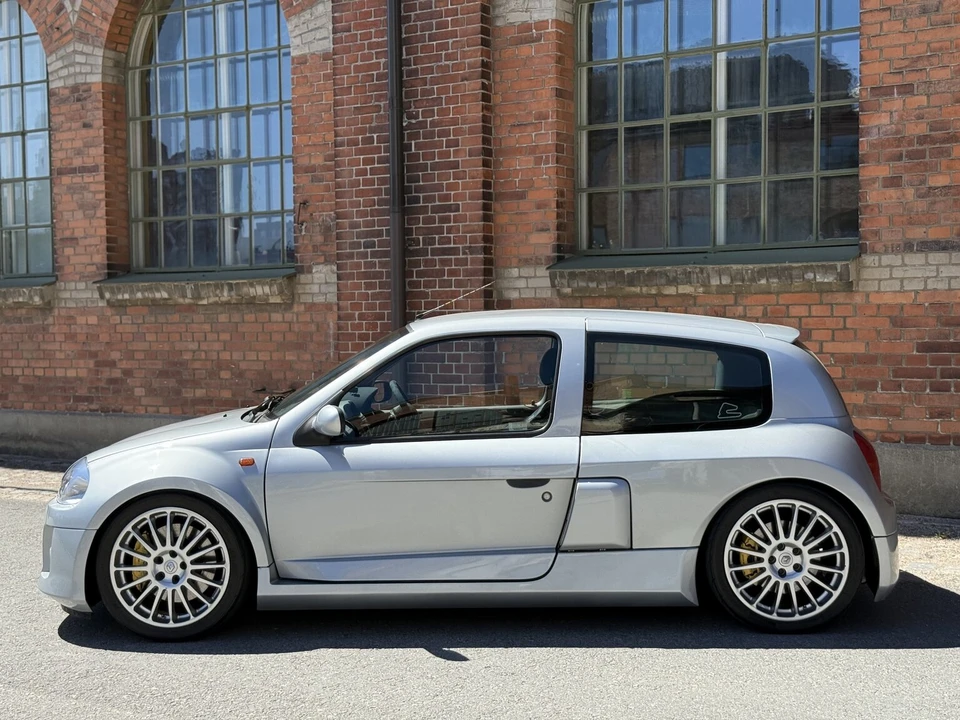 2001 Renault Clio 2nd Gen - Image 7 of 31