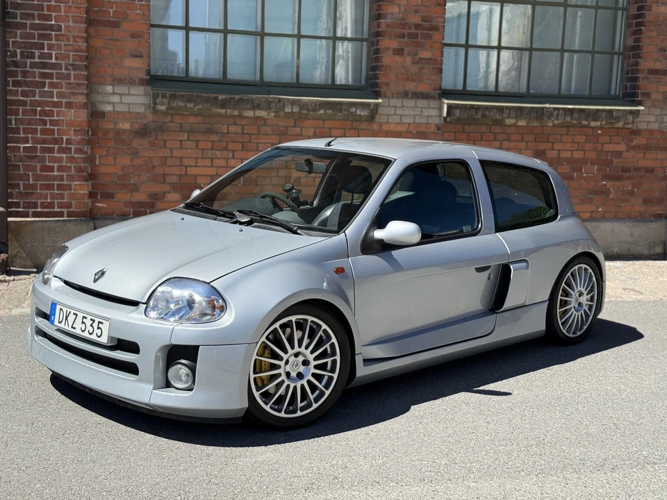 2001 Renault Clio 2nd Gen - Image 18 of 31